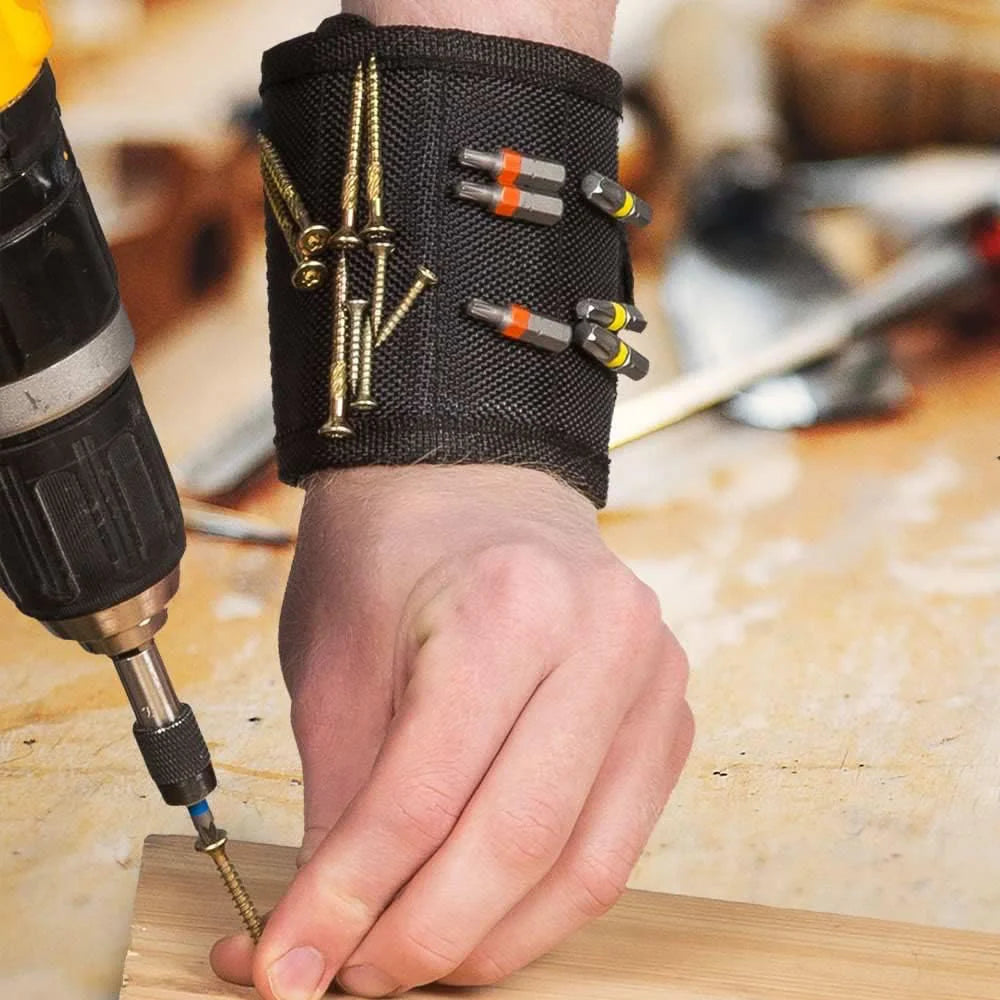 Magnet Hand
